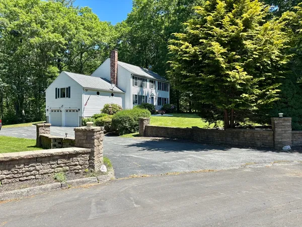 $768,000 | 11 Quail Run Road, Bellingham, MA 02019