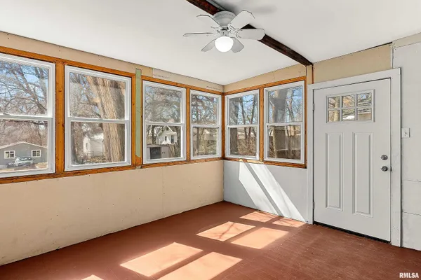 $65,000 | 908 East Behrends Avenue, Peoria, IL 61603