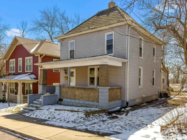 $65,000 | 908 East Behrends Avenue, Peoria, IL 61603