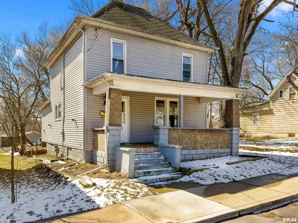 $65,000 | 908 East Behrends Avenue, Peoria, IL 61603