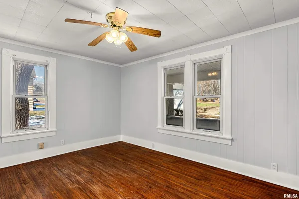 $65,000 | 908 East Behrends Avenue, Peoria, IL 61603