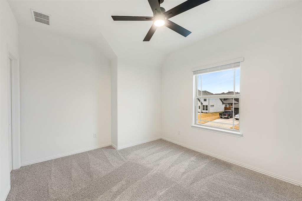 905 Greenleaf Court Anna, TX 75409 - Photo 33 of 40