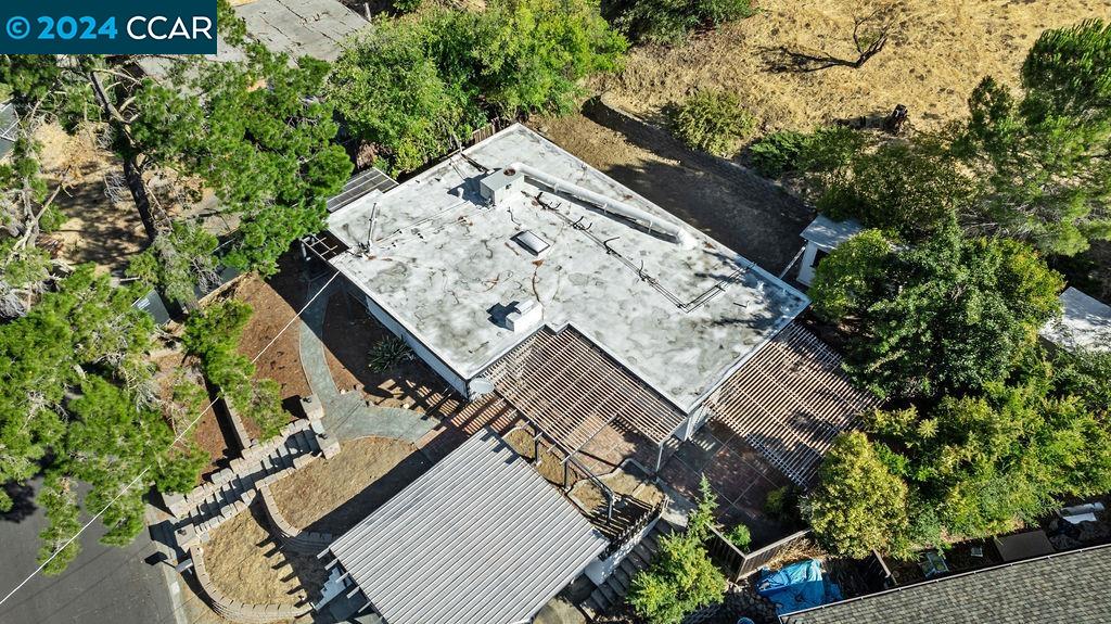 1352 Sunset Loop Lafayette, CA 94549 - Photo 26 of 29 an aerial view of a house with a yard