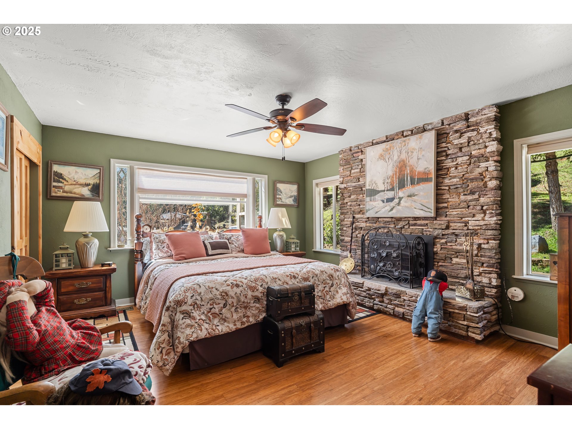 520 Brimstone Road Wolf Creek, OR 97497 - Photo 12 of 41