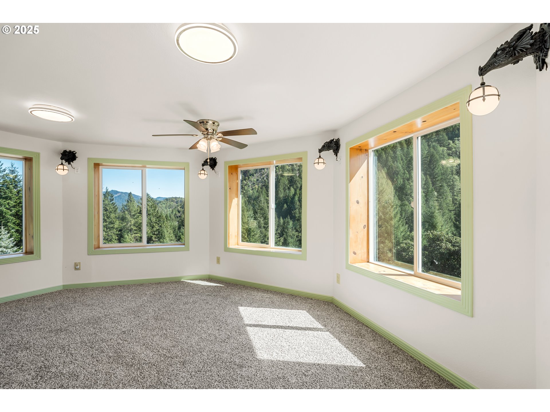 520 Brimstone Road Wolf Creek, OR 97497 - Photo 19 of 41