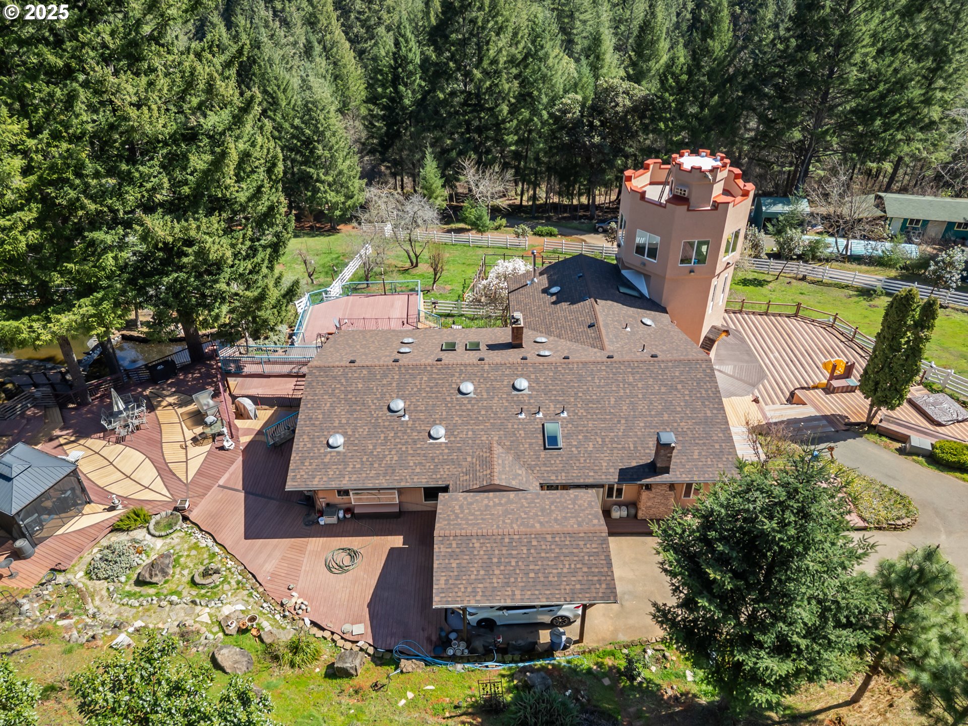 520 Brimstone Road Wolf Creek, OR 97497 - Photo 26 of 41