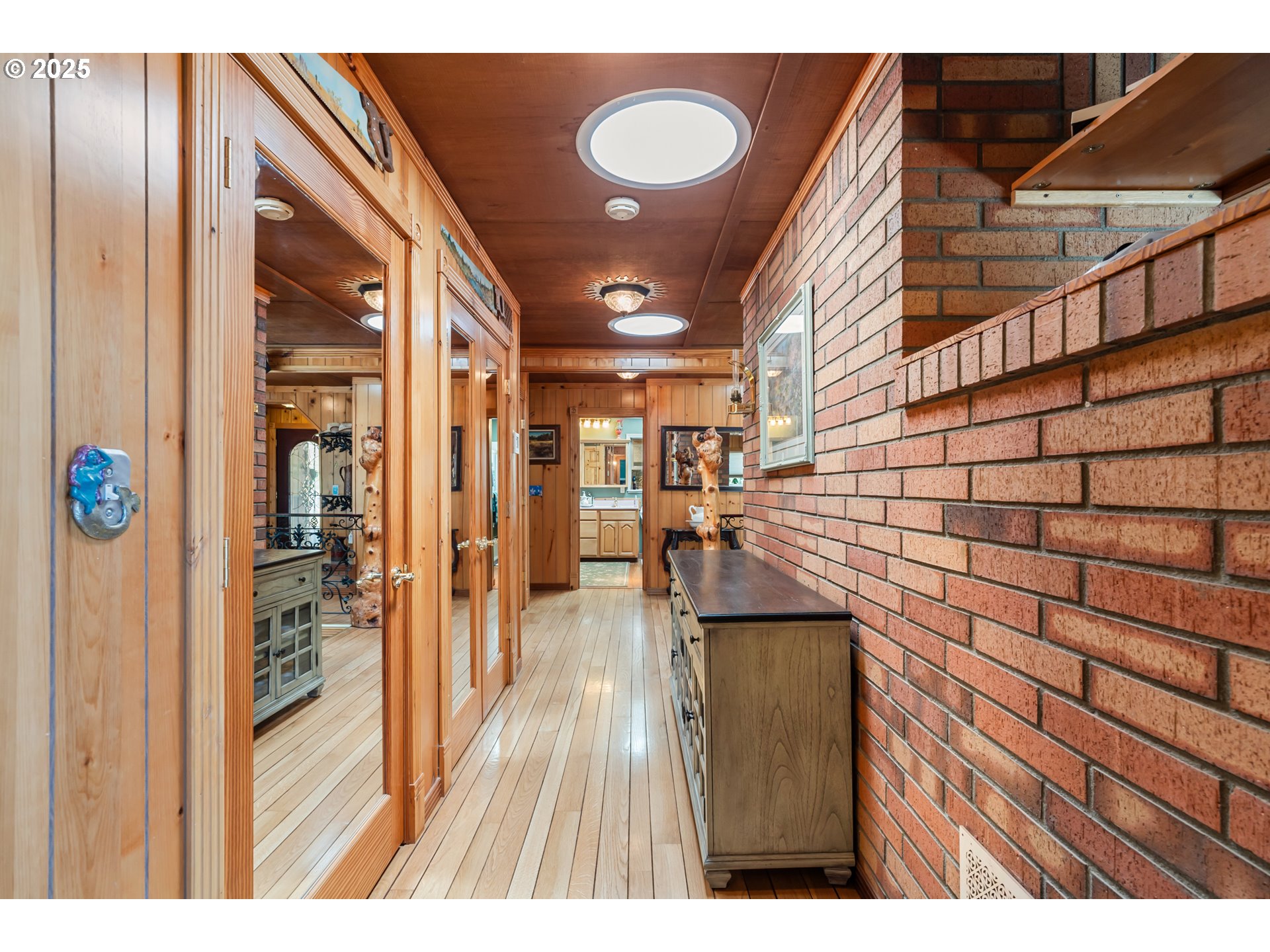 520 Brimstone Road Wolf Creek, OR 97497 - Photo 10 of 41