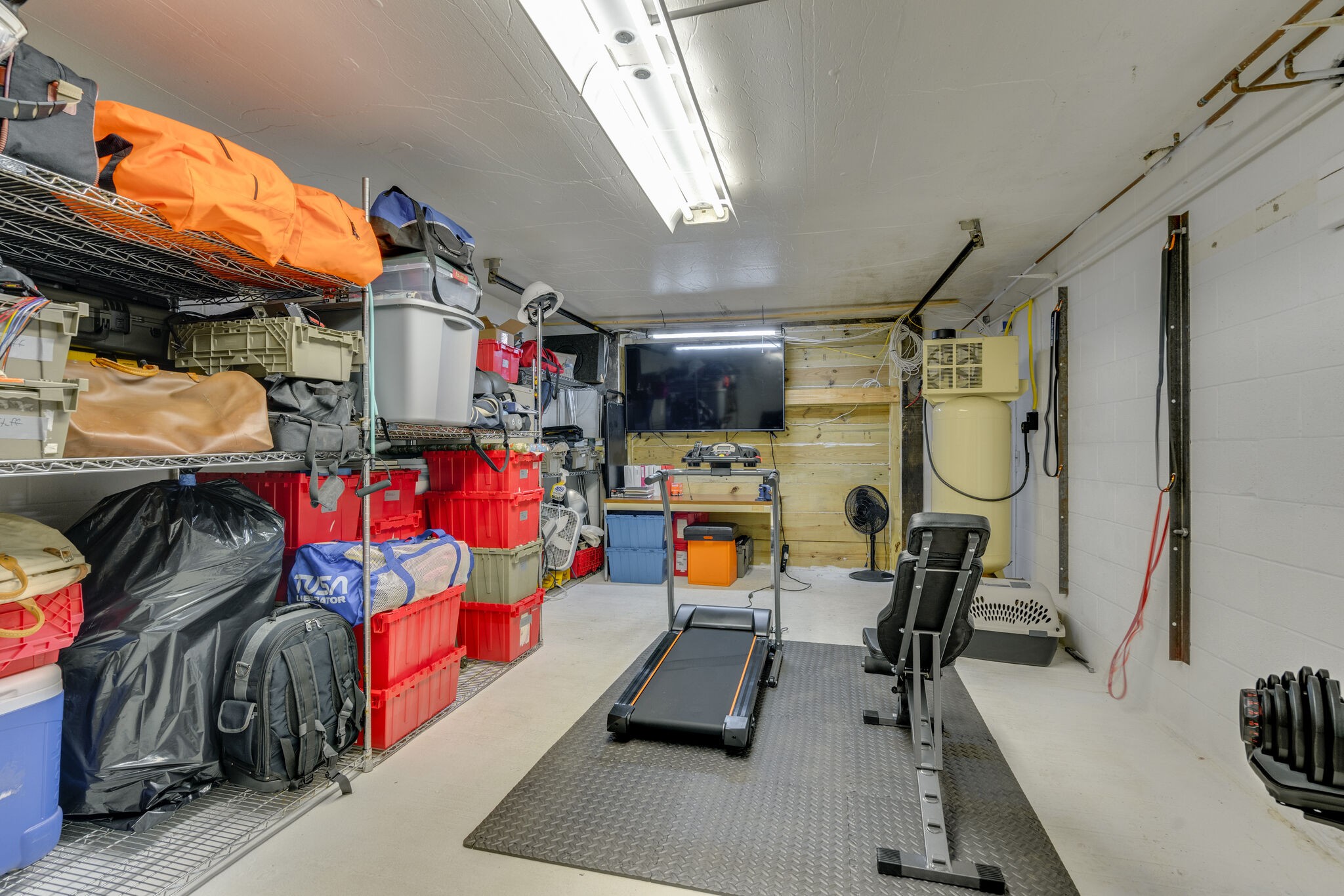 537 Chapmansboro Road Ashland City, TN 37015 - Photo 18 of 28 a view of gym