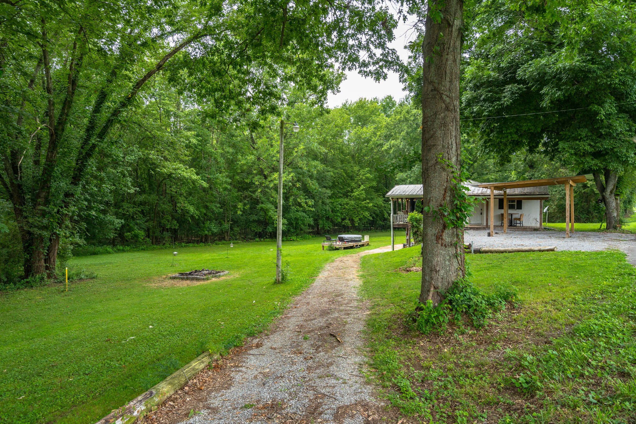537 Chapmansboro Road Ashland City, TN 37015 - Photo 22 of 28 a view of a backyard