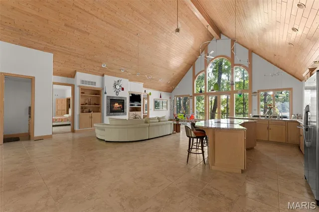 $2,250,000 | 24304 Mustang Lane, Shell Knob, MO 65747