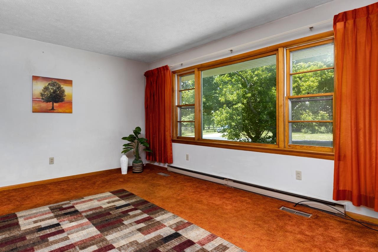 3252 Lyndhurst Road Stuarts Draft, VA 24477 - Photo 9 of 75 a very nice looking room with a large window