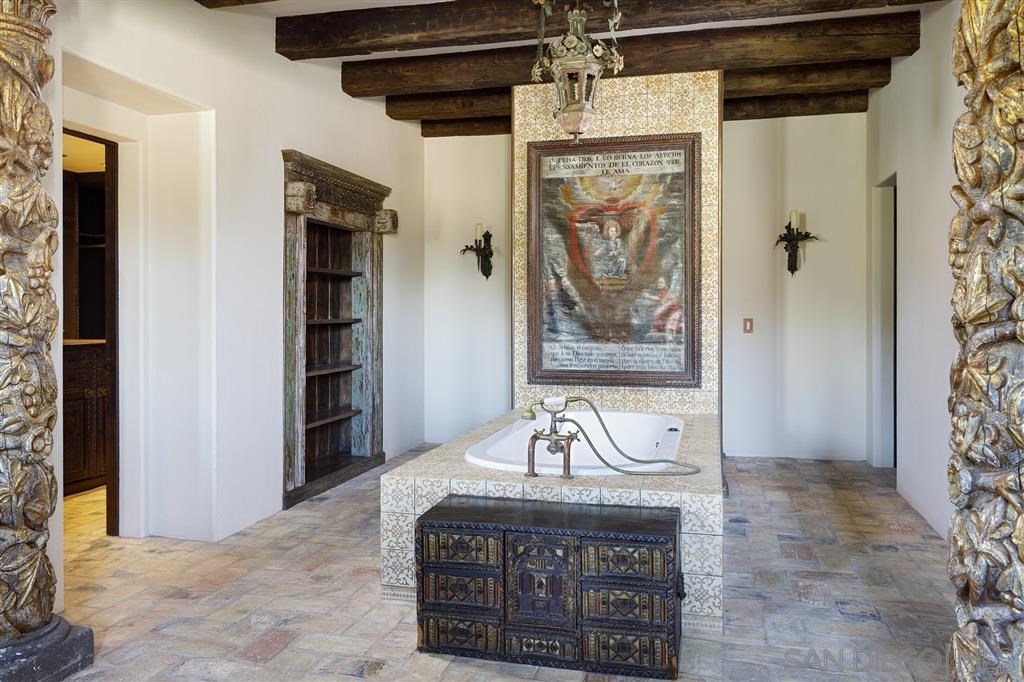 17116 Paseo Hermosa Rancho Santa Fe, CA 92067 - Photo 15 of 24