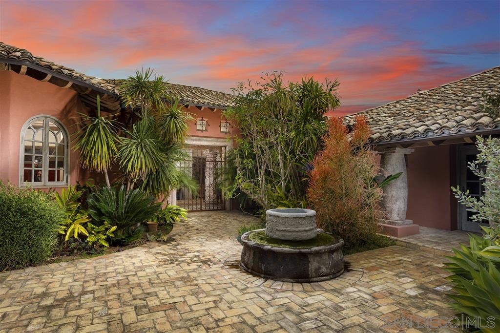 17116 Paseo Hermosa Rancho Santa Fe, CA 92067 - Photo 3 of 24