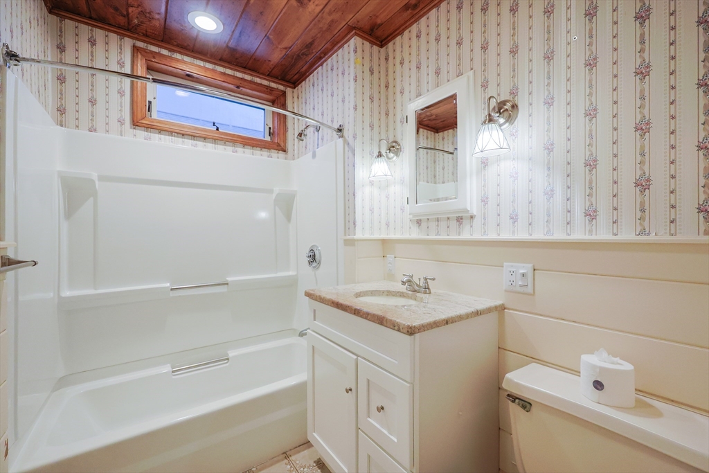 11 Hockanum Way Worcester, MA 01606 - Photo 27 of 36 a bathroom with a sink and a vanity