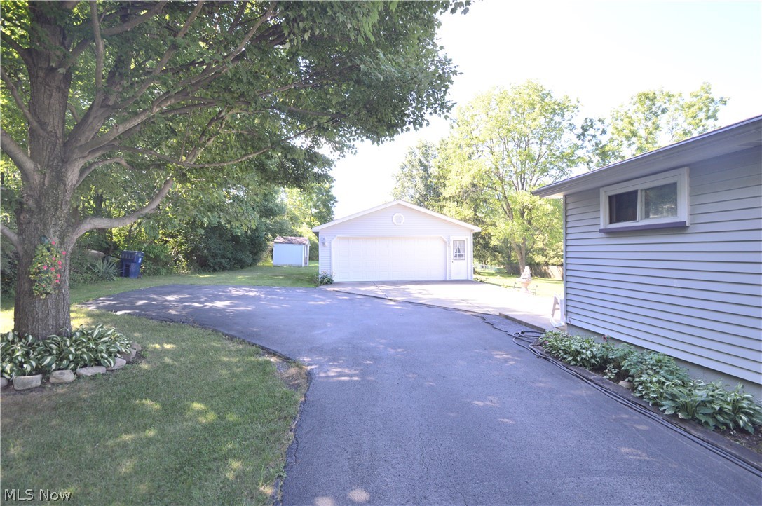 2899 Center Road Youngstown, OH 44514 - Photo 24 of 28 Gallery Image 24