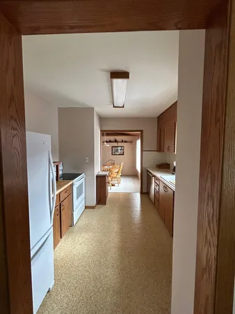 $192,900 | 245 North Broadway, Alden, MN 56009