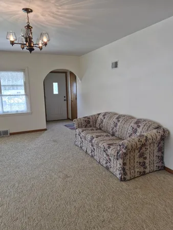 $192,900 | 245 North Broadway, Alden, MN 56009