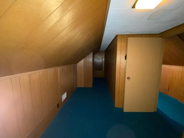 $192,900 | 245 North Broadway, Alden, MN 56009