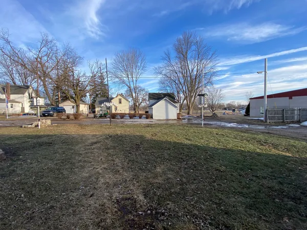 $192,900 | 245 North Broadway, Alden, MN 56009