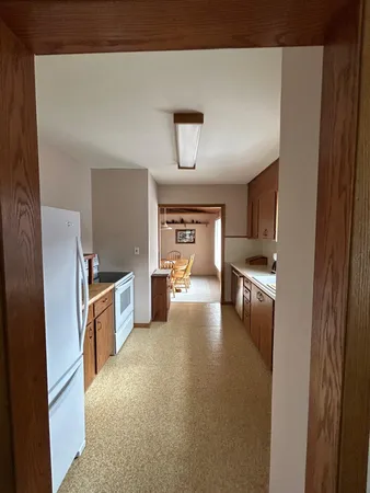 $192,900 | 245 North Broadway, Alden, MN 56009