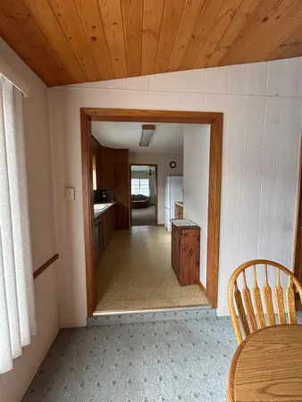 $192,900 | 245 North Broadway, Alden, MN 56009