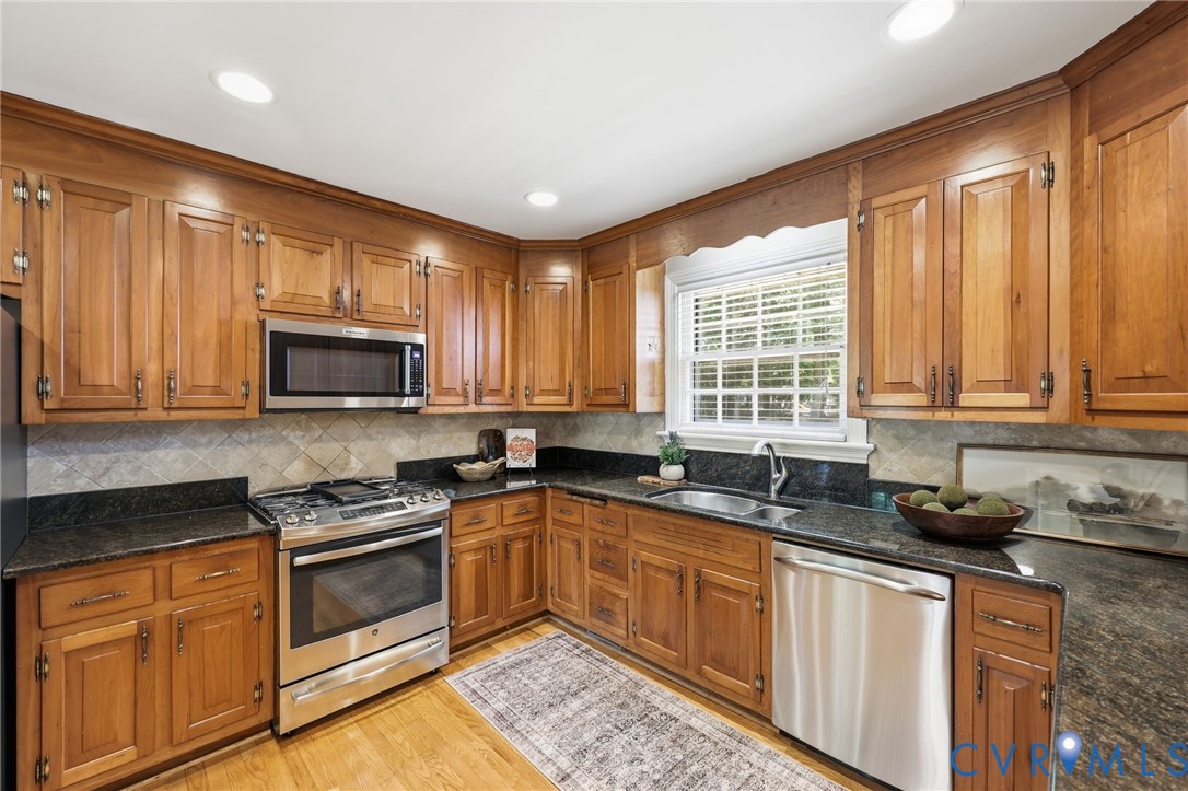 2321 Wadebridge Road Midlothian, VA 23113 - Photo 11 of 43