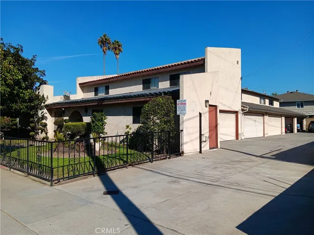 $2,800 | 14730 Normandie Avenue, Unit 4, Gardena, CA 90247