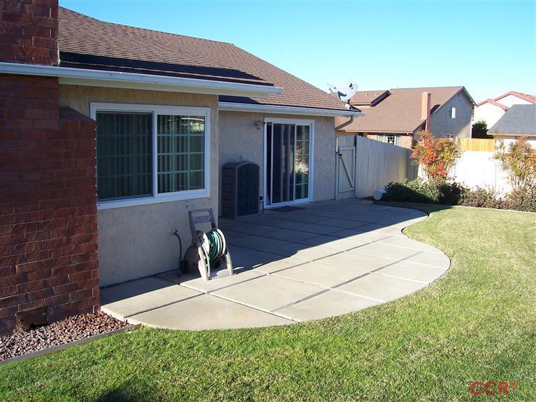 4413 Aquarius Road Lompoc, CA 93436 - Photo 5 of 19 a house view with a backyard space
