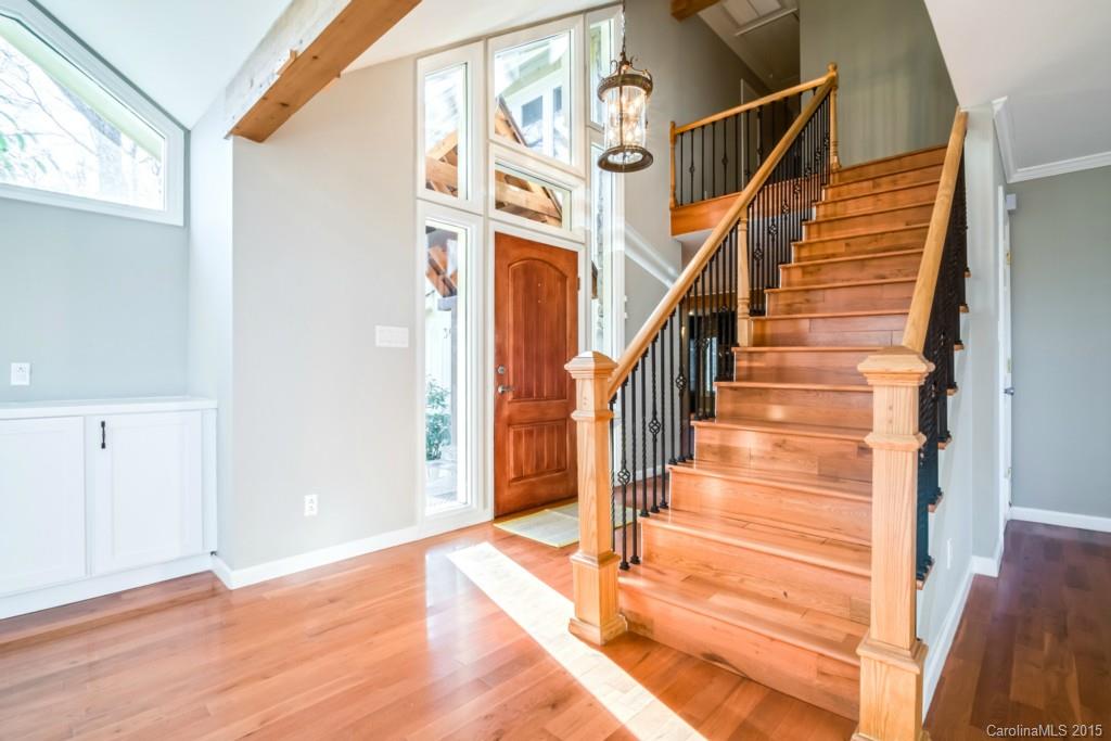 3612 Foxridge Road Charlotte, NC 28226 - Photo 3 of 20 Gallery Image 3