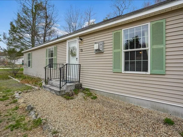 $299,000 | 13 Sparrow Drive, Barrington, NH 03825