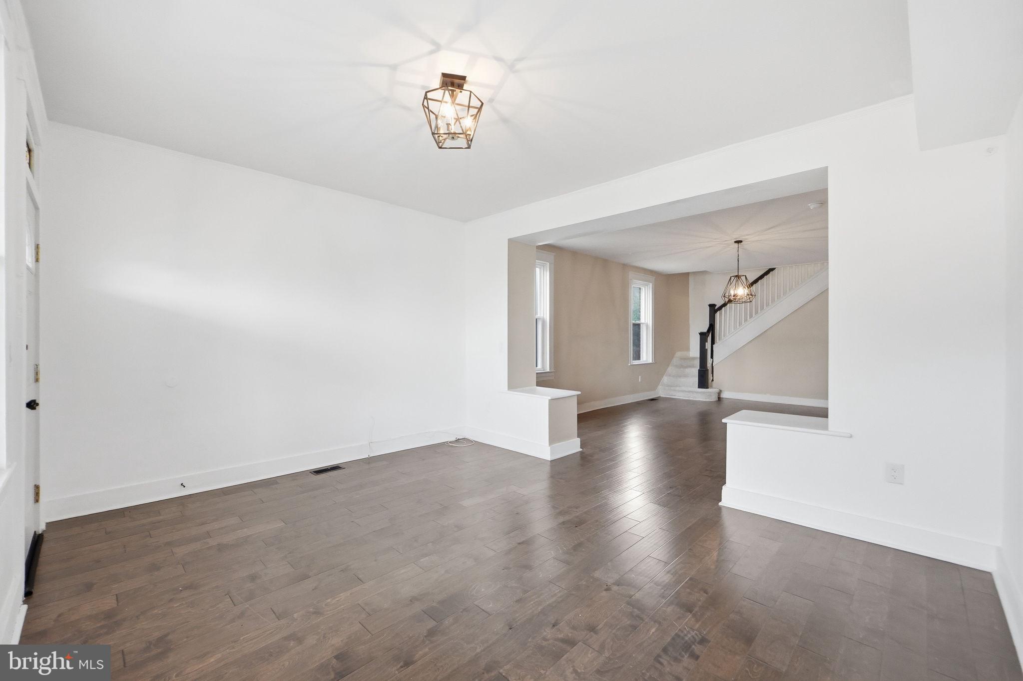 3920 6th Street Baltimore, MD 21225 - Photo 4 of 26