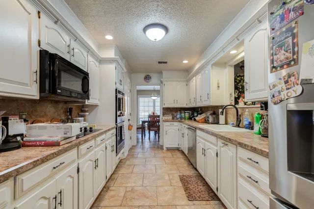 $359,000 | 5713 76th Street, Lubbock, TX 79424