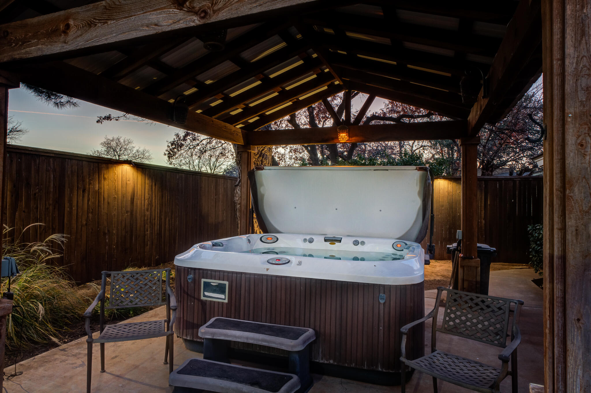 5713 76th Street Lubbock, TX 79424 - Photo 51 of 62 a room with furniture and musical instruments