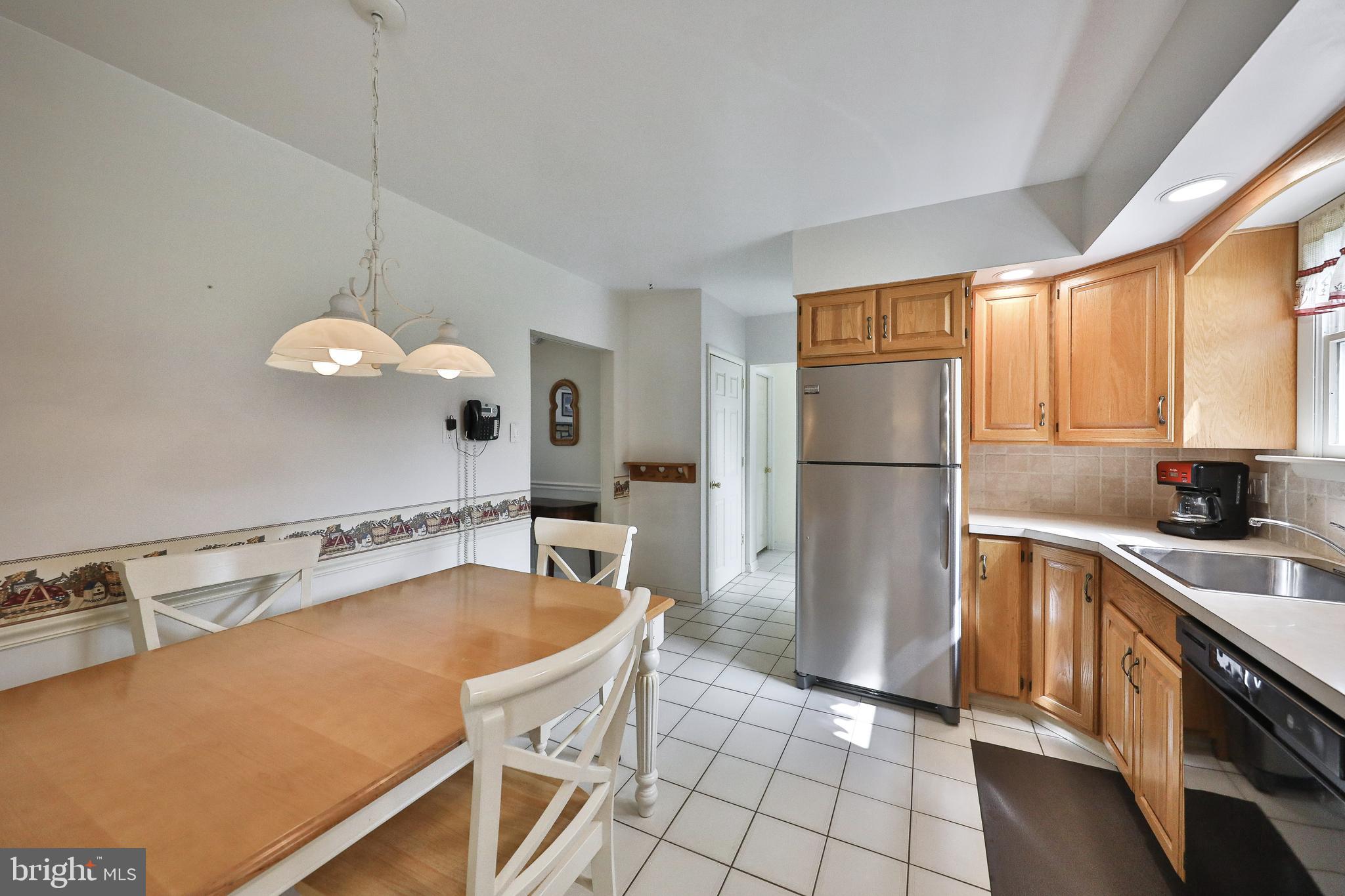3218 Hayes Road Norristown, PA 19403 - Photo 9 of 24 Bright w/ Recessed Lighting