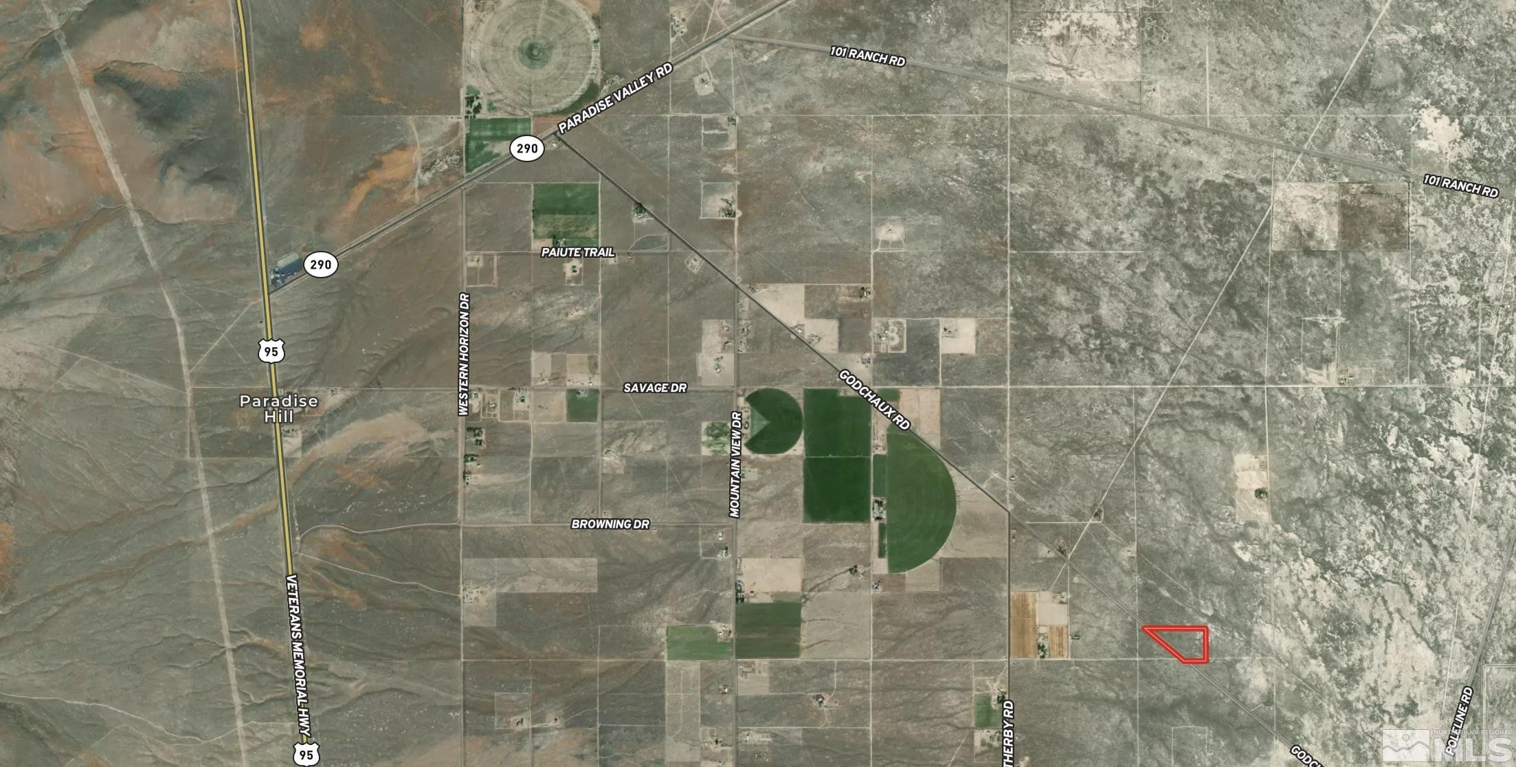 Godchaux Road Winnemucca, NV 89445 - Photo 3 of 4 a bathroom with a shower