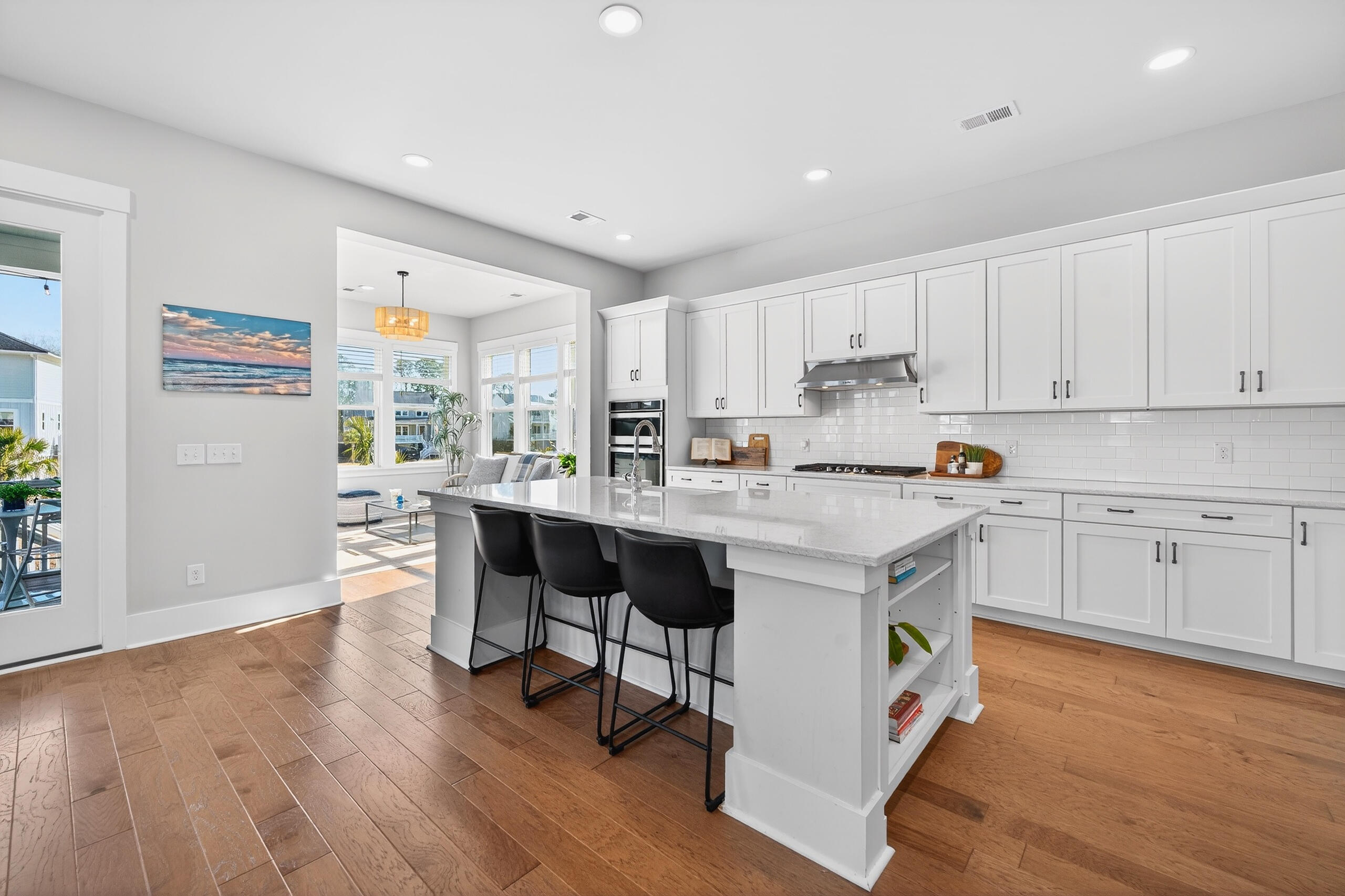 1464 Stratton Place Mount Pleasant, SC 29466 - Photo 19 of 86 Large kitchen island