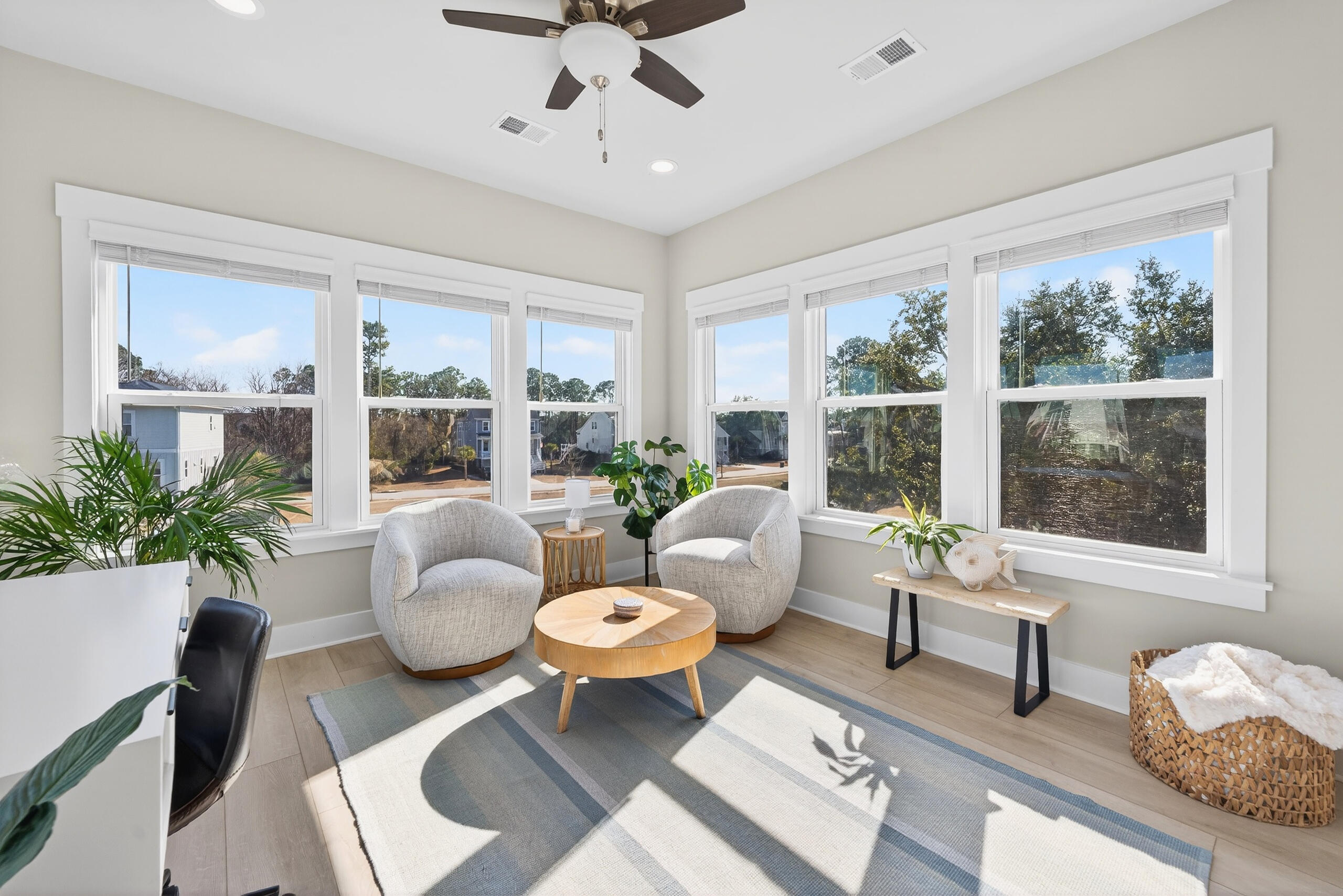 1464 Stratton Place Mount Pleasant, SC 29466 - Photo 37 of 86 Primary suite sitting room