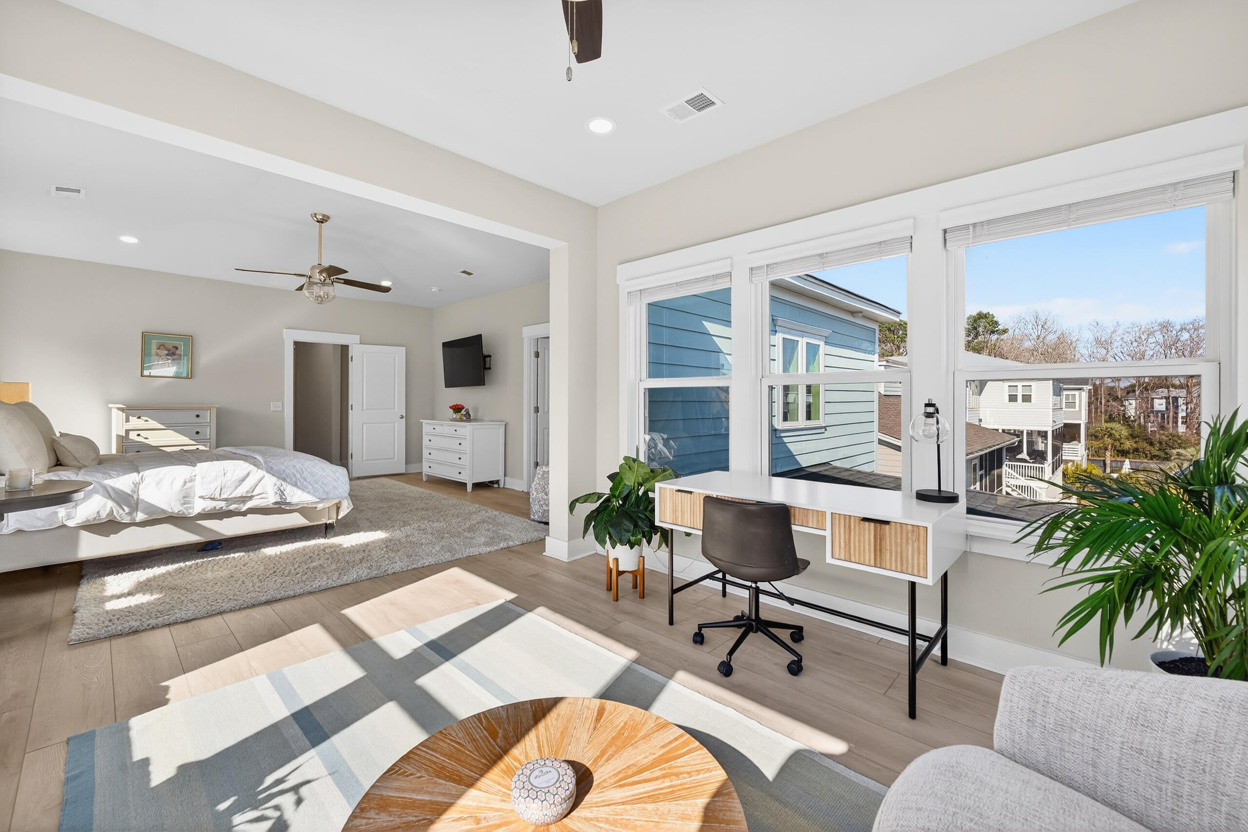 1464 Stratton Place Mount Pleasant, SC 29466 - Photo 41 of 86 Primary suite sitting area