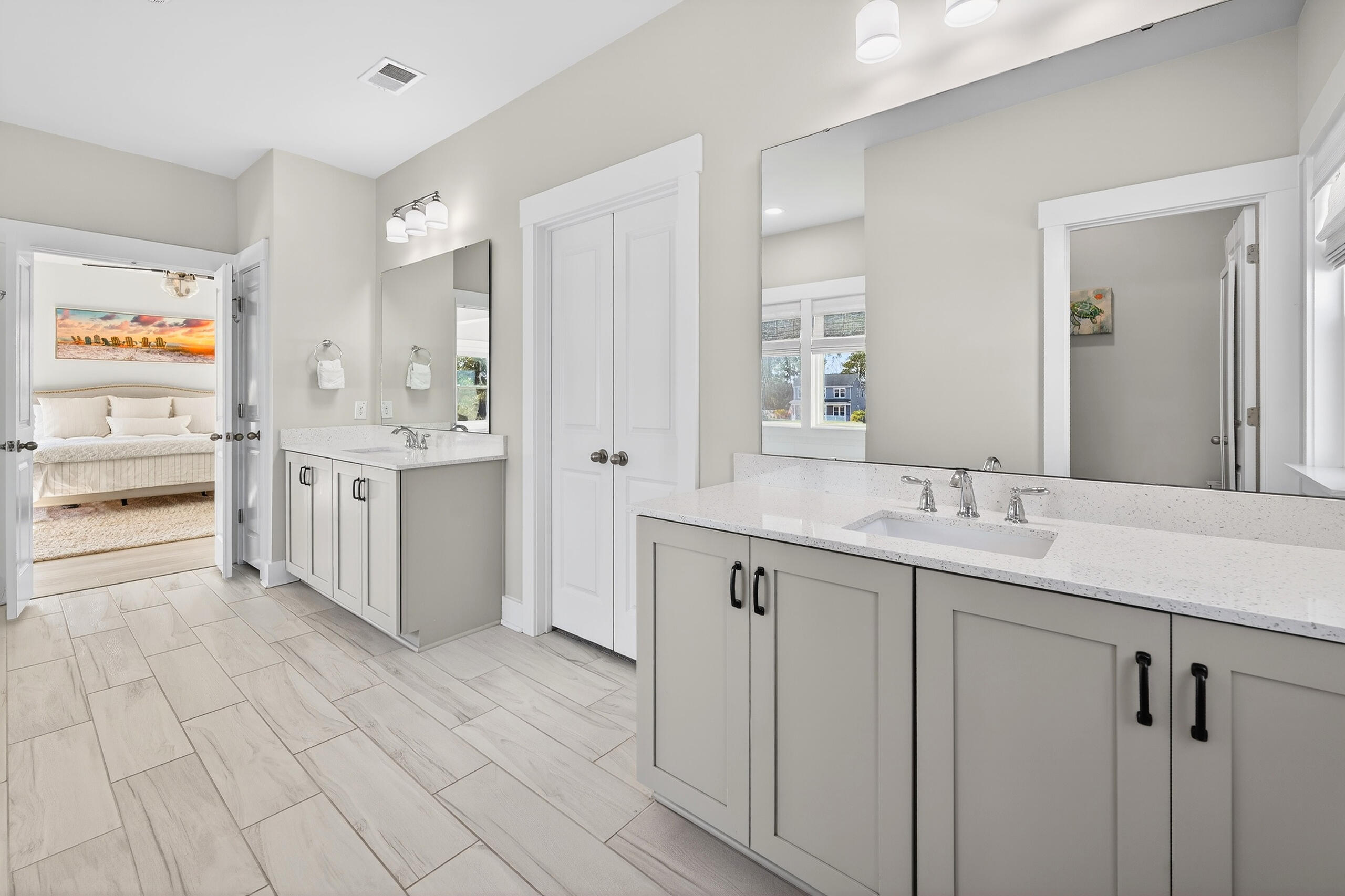 1464 Stratton Place Mount Pleasant, SC 29466 - Photo 44 of 86 Primary bathroom