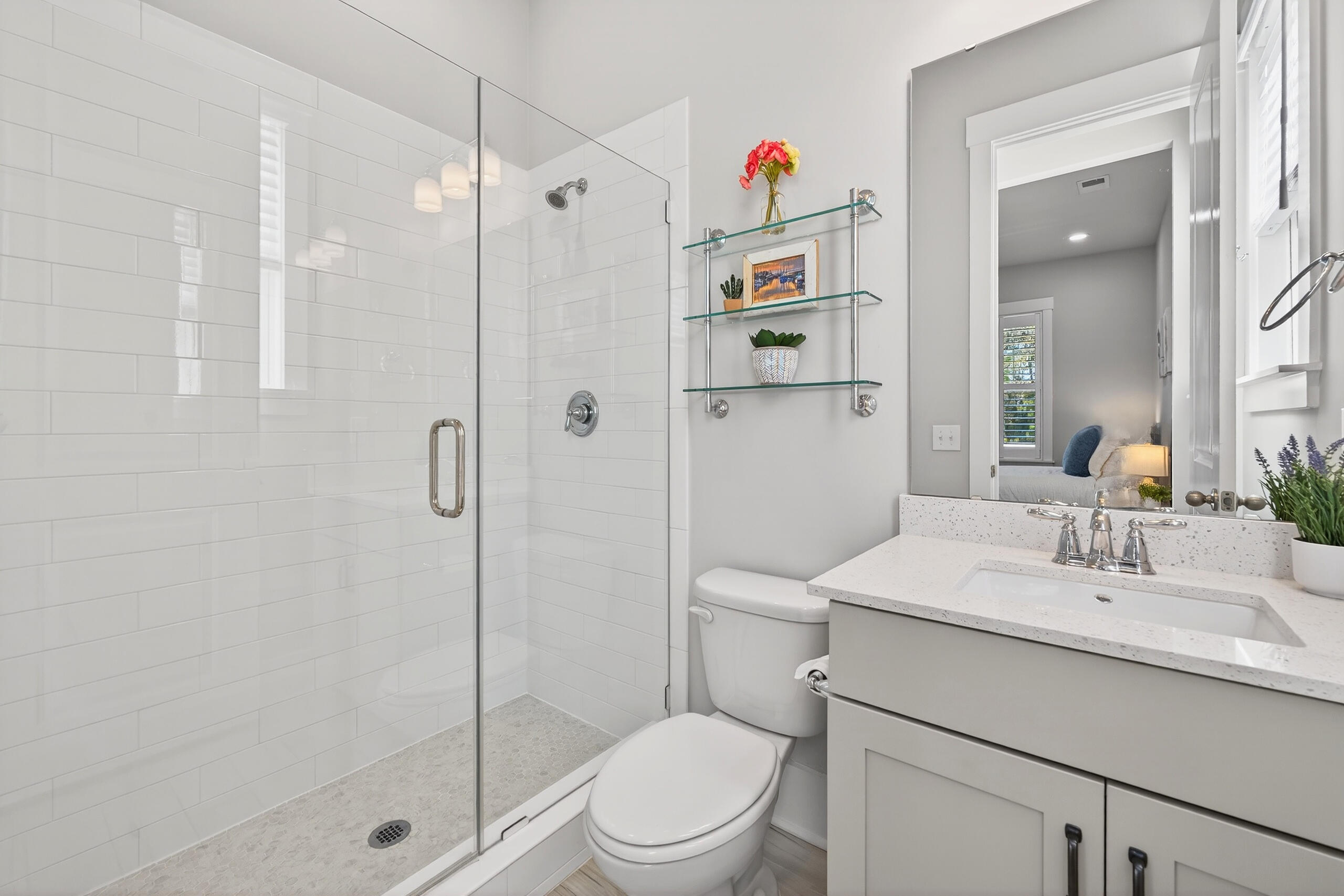 1464 Stratton Place Mount Pleasant, SC 29466 - Photo 57 of 86 Ensuite bathroom #4