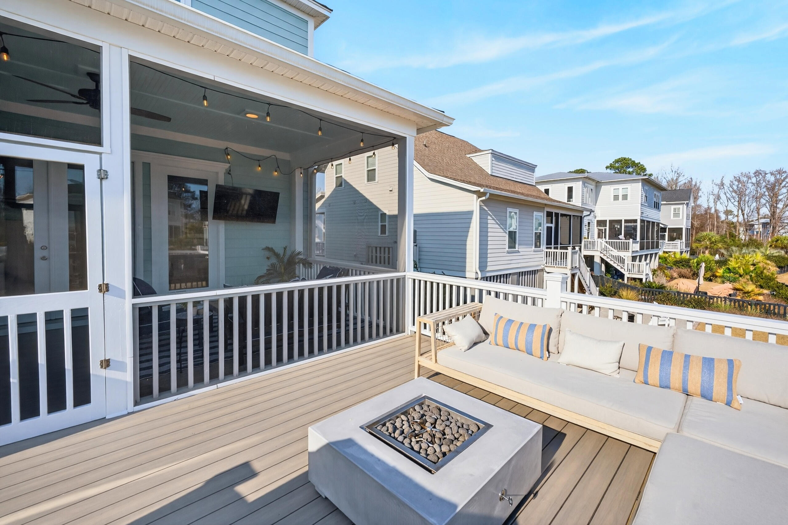 1464 Stratton Place Mount Pleasant, SC 29466 - Photo 66 of 86 Deck