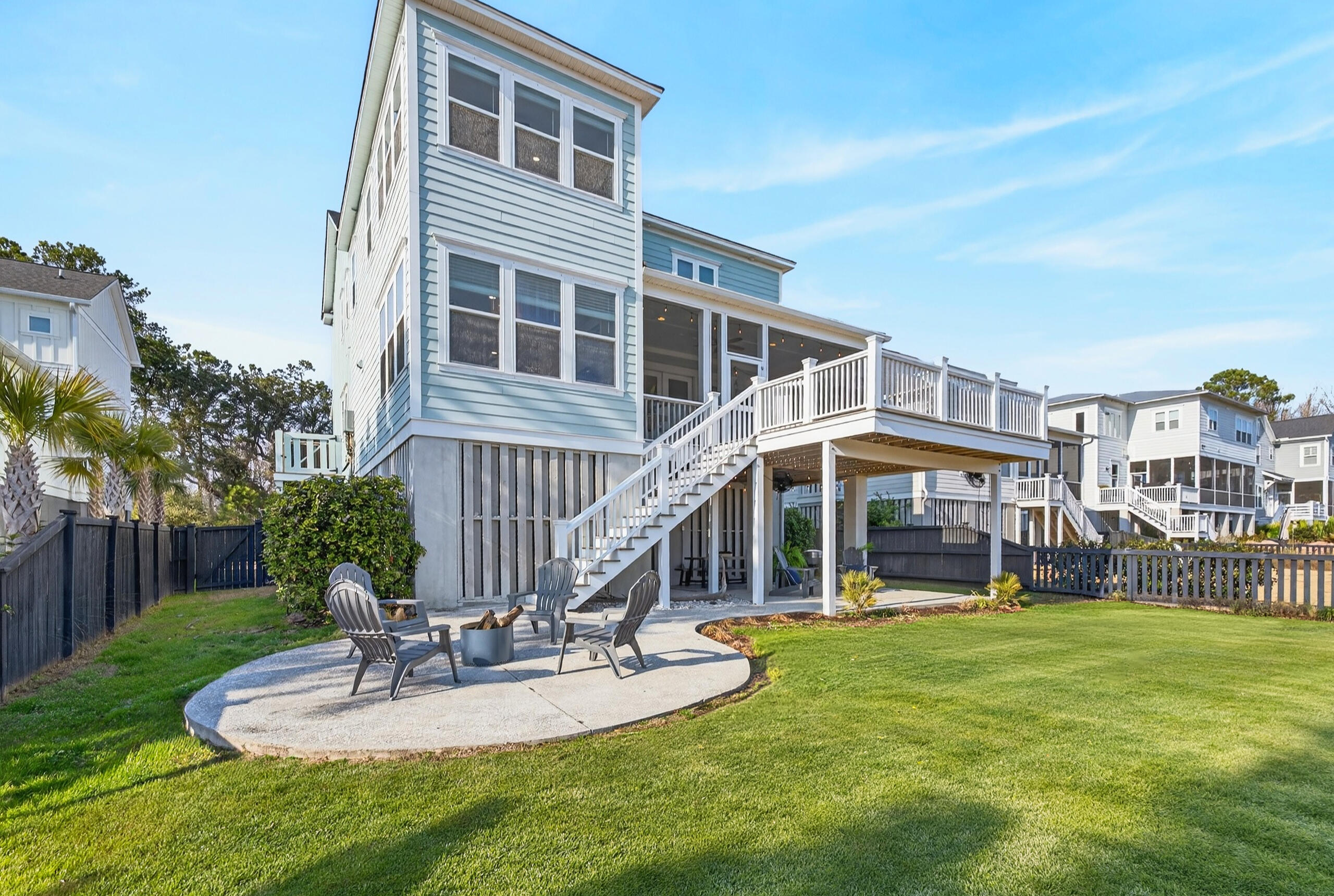 1464 Stratton Place Mount Pleasant, SC 29466 - Photo 73 of 86 Spacious backyard