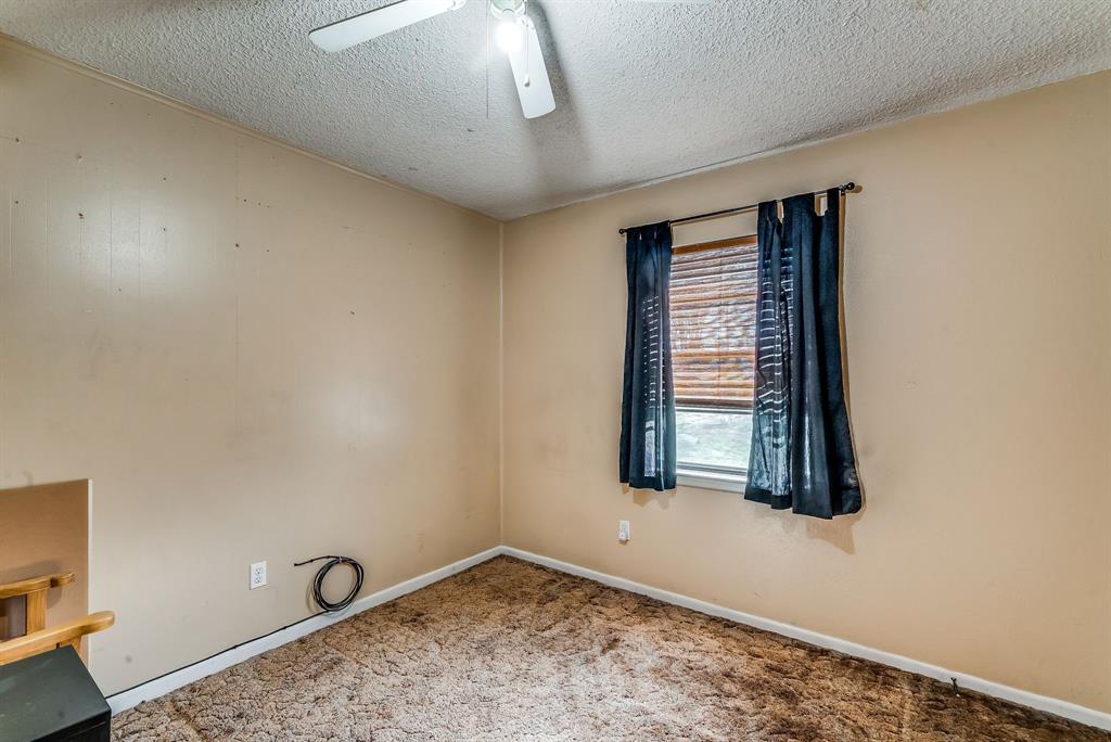 2912 Farm To Market 920 Weatherford, TX 76088 - Photo 21 of 33
