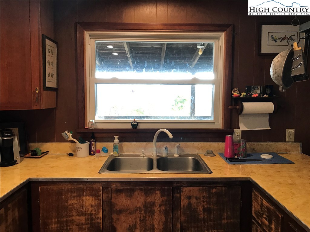 205 Seely Road Boone, NC 28607 - Photo 7 of 23 Gallery Image 7
