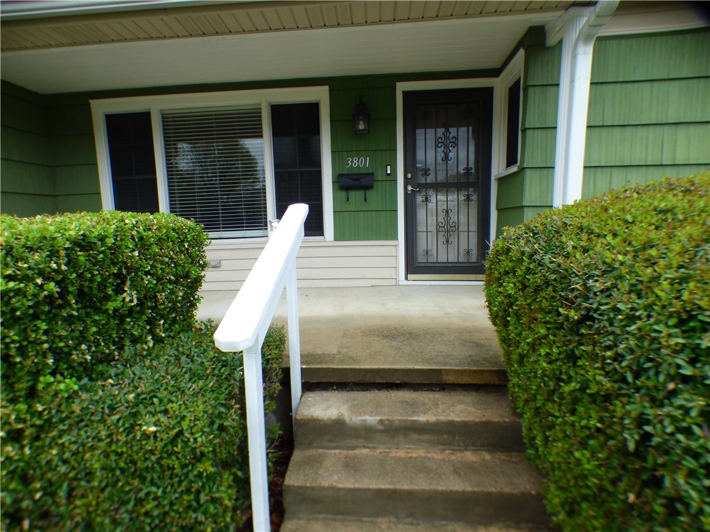 3801 Sanger Avenue Waco, TX 76710 - Photo 2 of 20