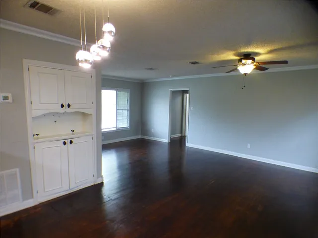 $278,900 | 3801 Sanger Avenue, Waco, TX 76710