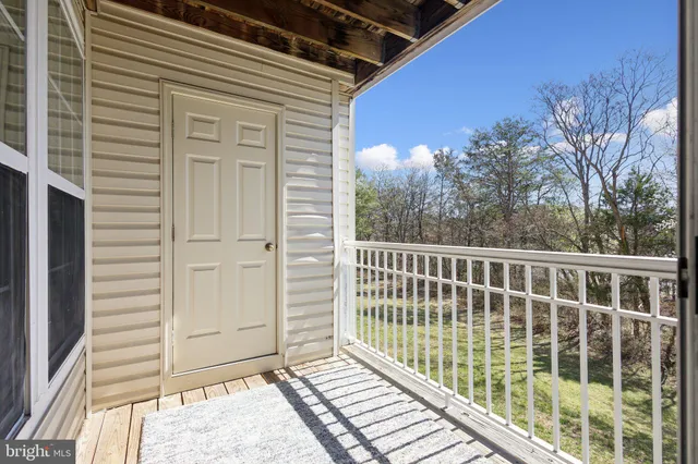 $385,000 | 7514 Snowpea Court, Unit G, Alexandria, VA 22306