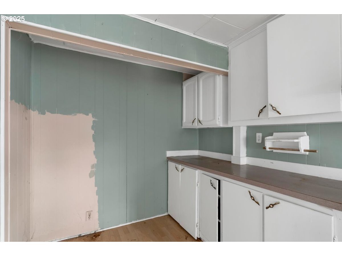 1110 6th Avenue Seaside, OR 97138 - Photo 16 of 48