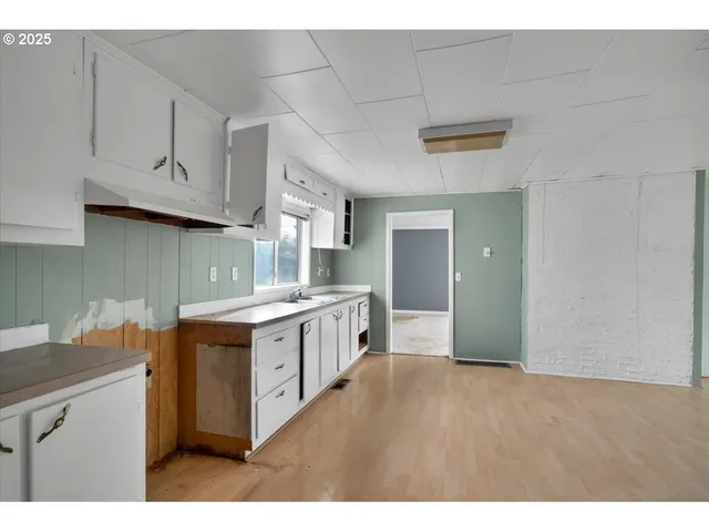 $324,900 | 1110 6th Avenue, Seaside, OR 97138