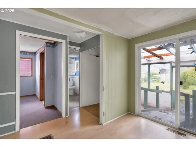 $324,900 | 1110 6th Avenue, Seaside, OR 97138